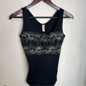 Breezies "Curve & Contour by Flexees" Lace Band Camisole~Medium~A93755 9520P